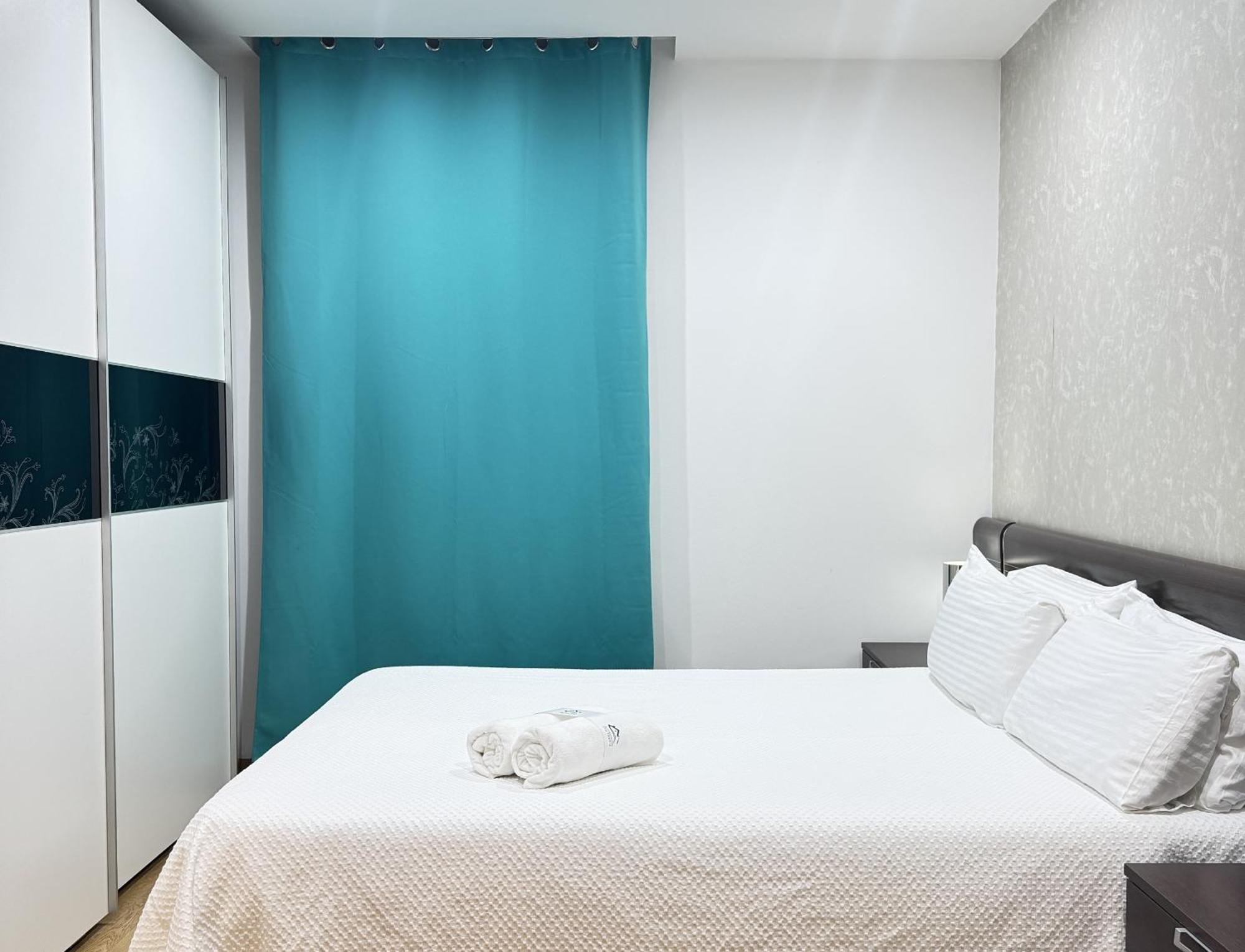 Apartamentos Day Madrid San Antonio Centro Gran Via Sol Malasana Buitenkant foto